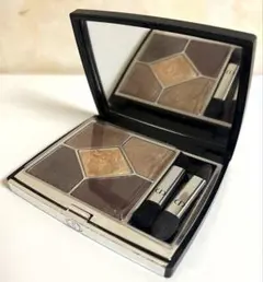 Dior サンククルールクチュール アイシャドウパレット　469 アトリエドレ