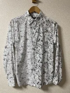 gostar de fuga 花柄　アシメ　長袖シャツ　中古　美品　サイズ44のサムネイル