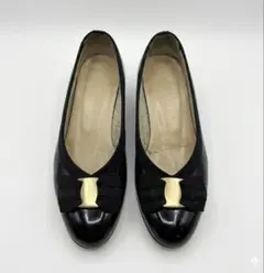 エナメル フラットシューズ リボン付き　22.5cm ブラック　黒　レディース