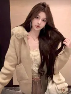 完売品 SHEIN シーイン ファー付き ニットパーカー ベージュ Mサイズ