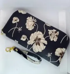 くーちゃんママ様　ラウンドファスナー長財布