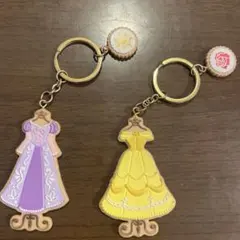 ディズニープリンセス　ドレス型キーホルダーセット
