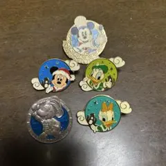 ディズニーキャラクターピンズ　5個セット