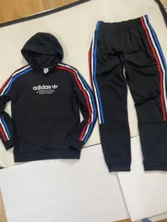 グ*ィ様 アディダス 上下セットアップ　パーカー トレーナージャージ　パンツ　サ