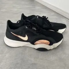 NIKE SuperRep スニーカー ブラック×ゴールドのサムネイル