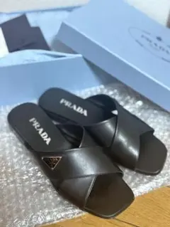 PRADA トライアングルロゴスライドサンダル 保証書付