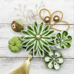 髪飾り　☆4033☆ つまみ細工　成人式　卒業式　結婚式　七五三　浴衣