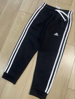 アディダス　スウェットパンツ　ジャージ　裏起毛　ブラック　キッズ　130