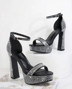 【SHEIN】新品未使用 ラインストーン サンダル