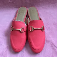 Item thumbnail for item 41ce6f23-7fa2-48d3-8870-935490a5a944