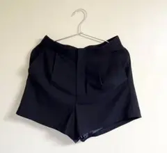 ロイヤルパーティ　ショートパンツ