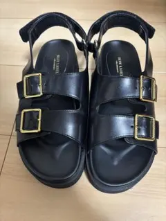 ブルーレーベルクレストブリッジ　サンダル