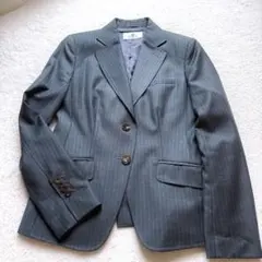新品同様　OLD ENGLAND スカートスーツ　グレー　ストライプ　背抜きのサムネイル