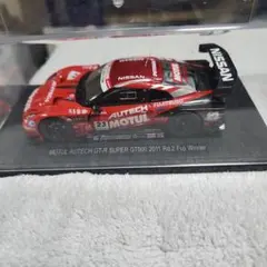 EBBRO 1/43 MOTUL AUTECH GT-R 2011のサムネイル