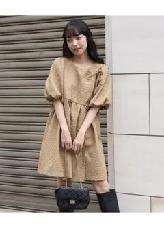 フクレジャガードパフスリーブリボンミニワンピース