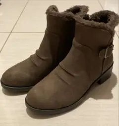 未使用　ブラウン ファー付き スエード ショート ブーツ　サイズS