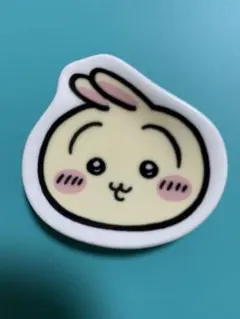 ちいかわ miniお皿コレクションうさぎ 豆皿 ガチャガチャ