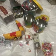 雑貨おもちゃ　まとめ売り　ディズニー　USJ ミッフィーなど