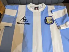 1982年アルゼンチン代表 ホームシャツ　ルコック　フランス製　襟付き アルゼンチン代表 le coq sportif シャツ 1982年アルゼンチン代表