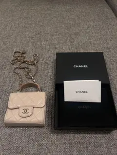 CHANEL マトラッセ　ミニフラップハンドルバック
