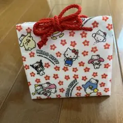 信玄餅　キティ桔梗信玄餅　不織布パッケージ　ハローキティ50周年記念