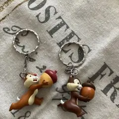 ディズニー　チップとデール アクリルキーホルダー 2個セット
