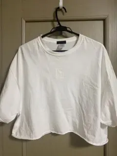 fiction tokyo バックプリントTシャツのサムネイル