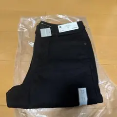 GU　ウルトラストレッチスキニーアンクルジーンズ　丈短め　64.0cm