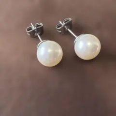貝パール　ピアス　約8㎜