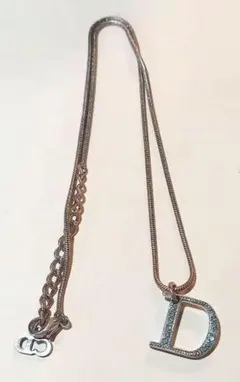 訳あり　クリスチャン・ディオール　Dロゴ　ネックレス