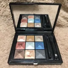 Givenchy ル・ヌフ・ジパンシイ（アイシャドウ）のサムネイル