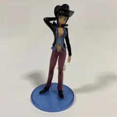 ワンピース フィギュア キャラクター　ニコ　ロビン