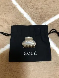 acca アッカ　ヘアクリップ　スワロフスキー　ベージュのサムネイル