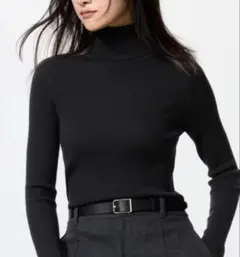 未使用品　UNIQLO リブタートルネックセーター　ブラック