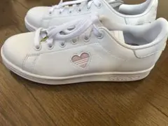 【美品】　adidas スタンスミス ホワイト レザースニーカー　ピンクハート
