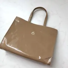 ❤️キタムラ　ベージュのエナメルバッグ　Kitamura トートバッグ