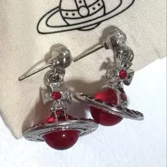ヴィヴィアン Vivienne Westwood タイニーオーブピアス レッド