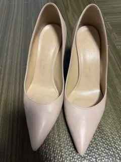 ベージュ ポインテッドトゥ ハイヒール