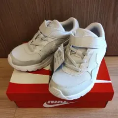 新品未使用　Nike キッズ　エアマックス