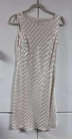 フォーマルスーツ　used 9号　コサージュ付き