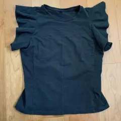 UNIQLO ブラック フリル袖 Tシャツ L