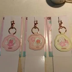 ファミマ限定　BT21 キーホルダーセット Cooky Tata Chimmy