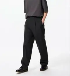 ユニクロ タックワイドパンツ ライト S ブラック