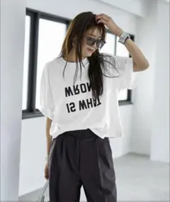 新品☆スタイルデリ くずしロゴ７分袖ワイドTシャツのサムネイル