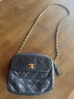 CHANELマトラッセ　ショルダーバッグ