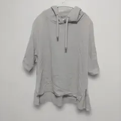 Mサイズ ikka イッカ グレー フード付き パーカー 七分丈