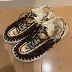 KEEN UNEEK サンダル マルチカラー ブラウン