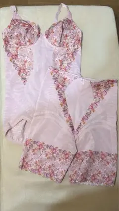 2026年最新】ダイアナ ガードルの人気アイテム - メルカリ