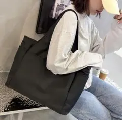 【大容量】トートバッグ ショルダー 肩掛け 軽量 多機能 撥水10ポケット 黒