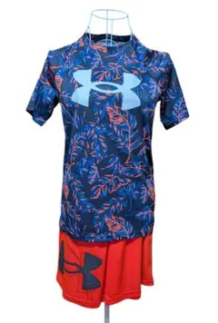 Under Armour Tシャツとショートパンツセット 150.160